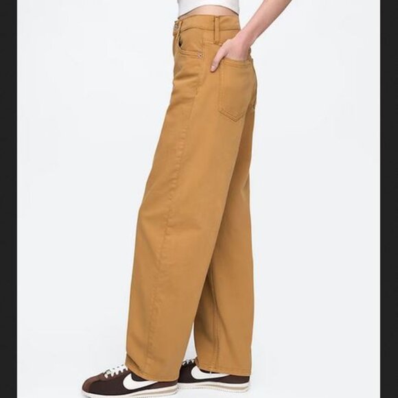 Like new! GAP High Rise Barrel Jeans 100% cotton full length - Picture 3 of 7